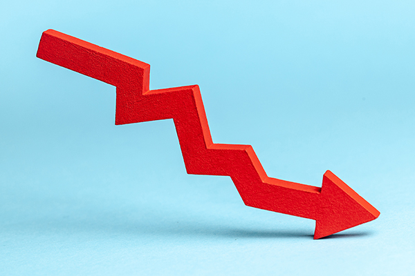 graph arrow showing decrease