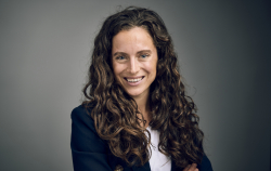 Katie Potter headshot